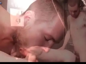 Gay guy gets his ass fucked and mouth blown